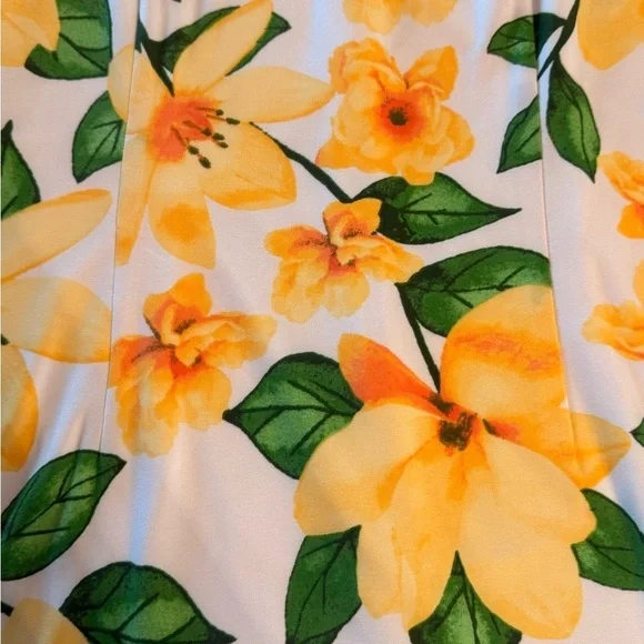 Maggy London Sheath White Dress with Yellow and Green Floral Design Size 12 - Picture 9 of 13